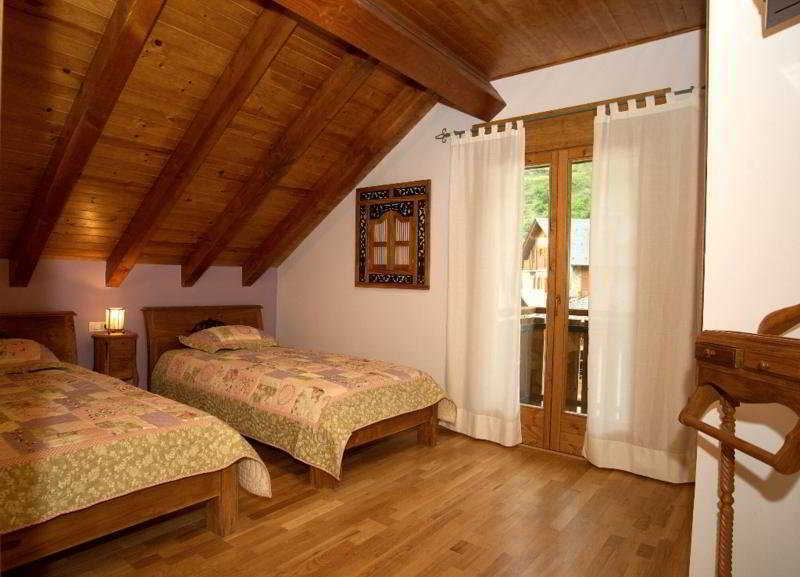 Hotel Els Encantats Espot Zimmer foto